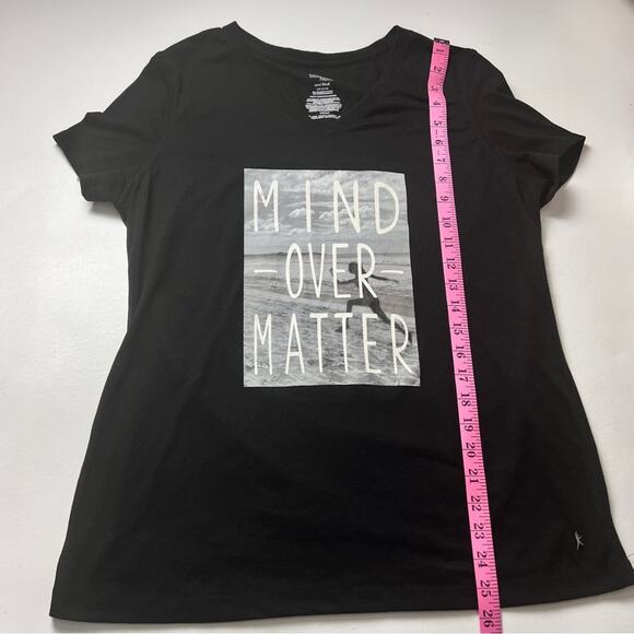 Danskin Now Women’s Short Sleeve Black Graphic V-neck Athletic Workout Tee
Sz L - Picture 3 of 8
